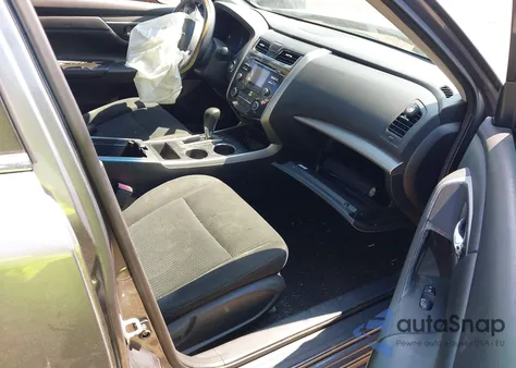 2015 Nissan Altima 2.5/S/Sv/Sl z USA, uszkodzony, nr VIN 1N4AL3AP2FC483724